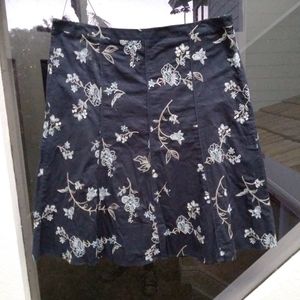 Navy blue floral embroidered skirt